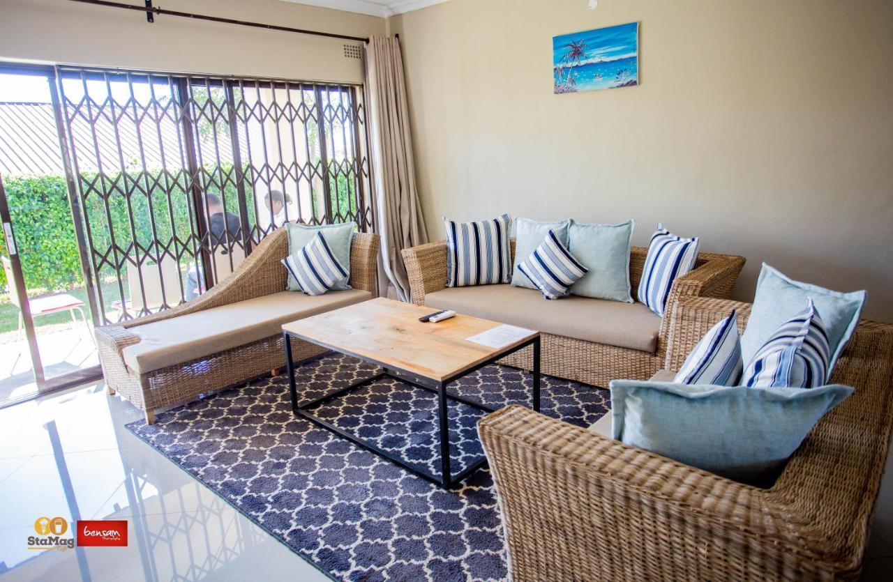 Douglas Lodge & Apartments Лилонгве Екстериор снимка
